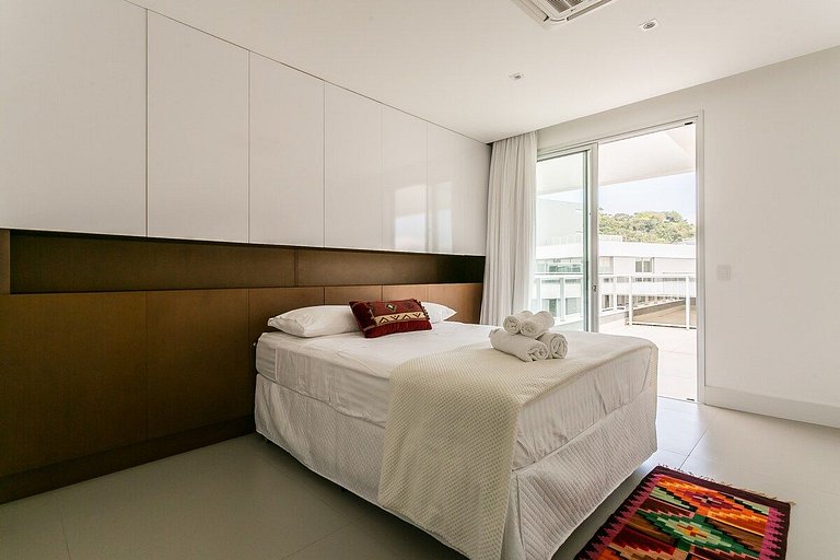 Cobertura Jurere Quay vista incrível  praia