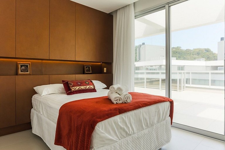 Cobertura Jurere Quay vista incrível  praia