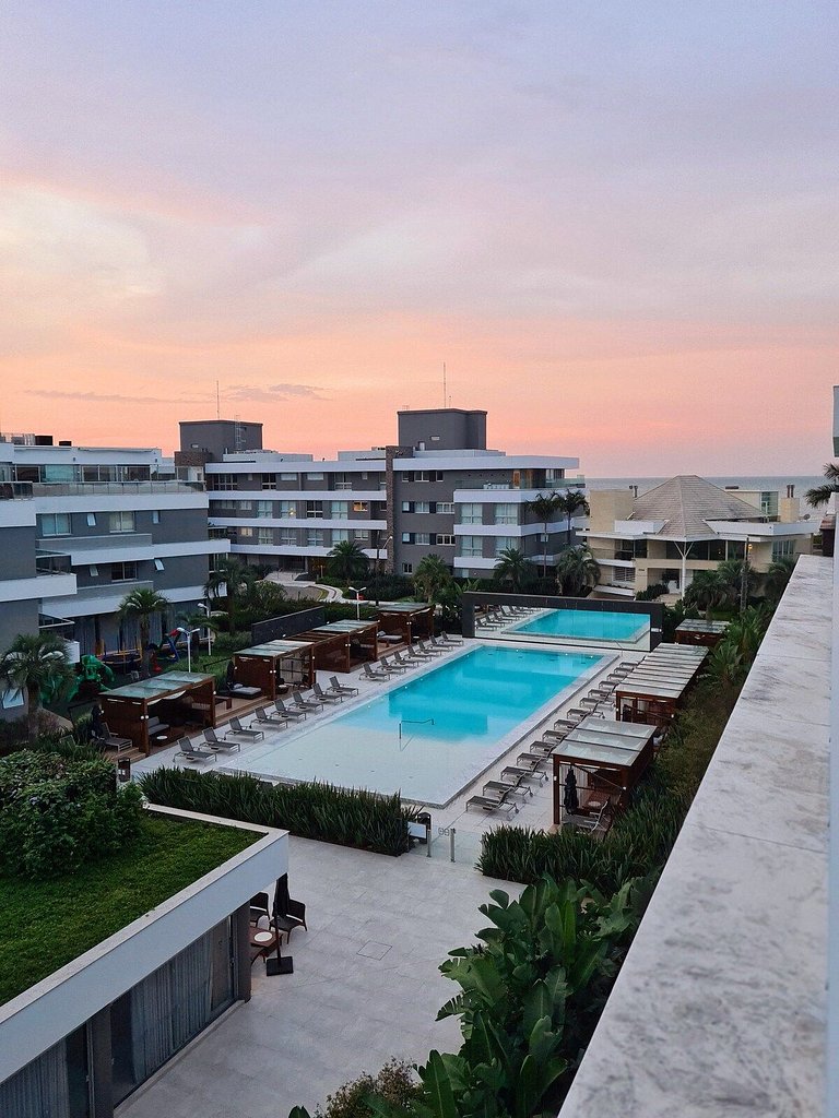 Cobertura Jurere Quay vista incrível  praia