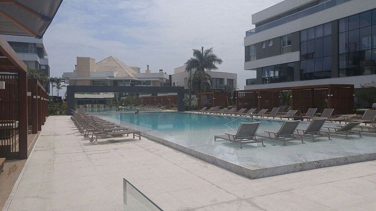 Cobertura Jurere Quay vista incrível  praia