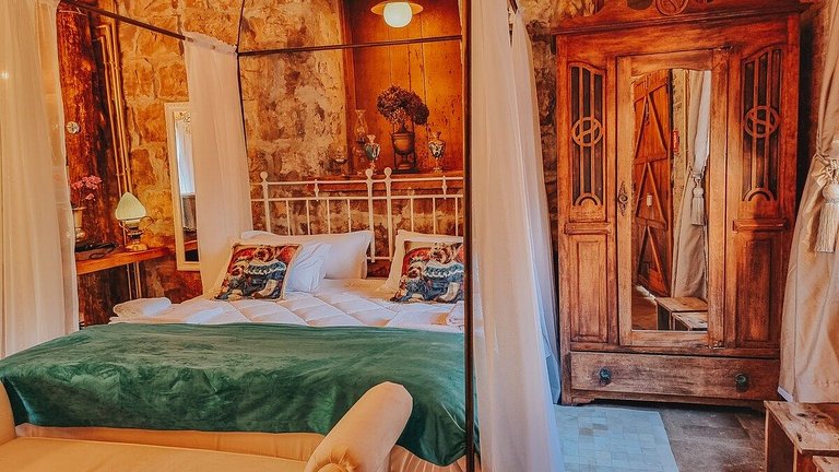 Casa histórica vista Vinhedo e lareira Gramado