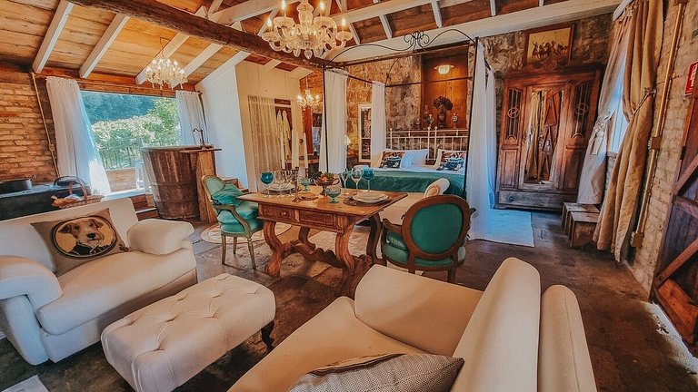 Casa histórica vista Vinhedo e lareira Gramado