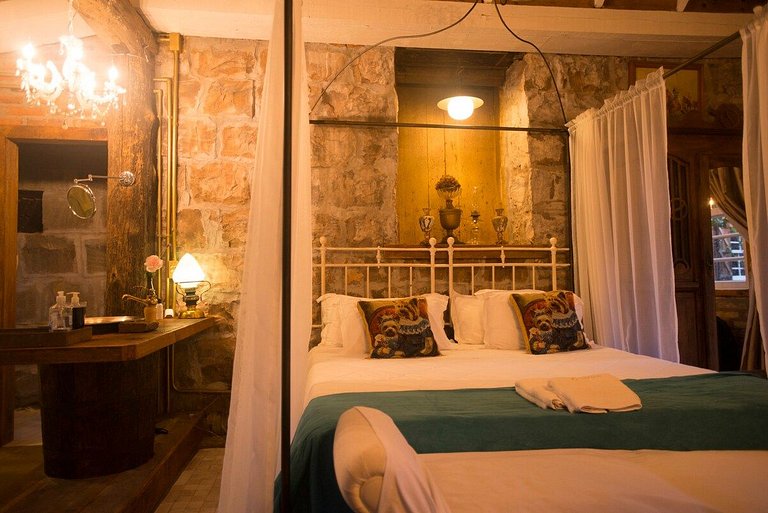 Casa histórica vista Vinhedo e lareira Gramado