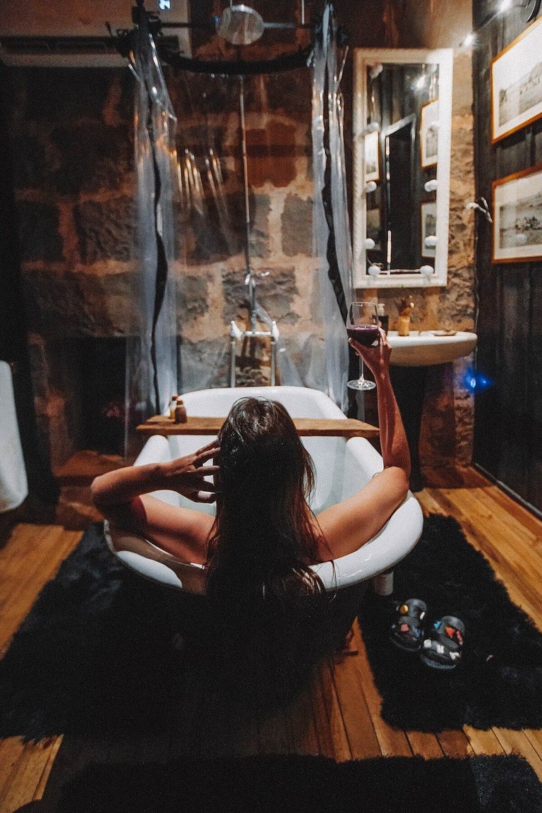 Casa de pedra antiga Vinícola Gramado com lareira