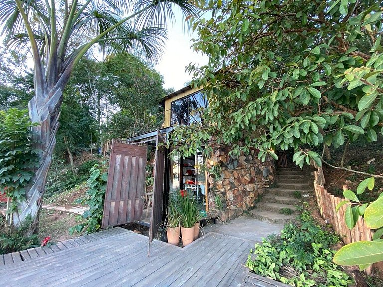 Microcasa Casa Barco na beira lago vista incrível