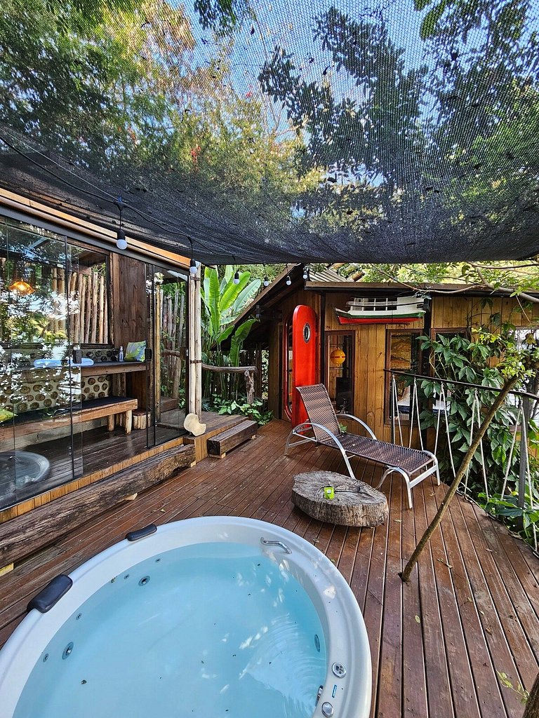 Microcasa Casa Barco na beira lago vista incrível