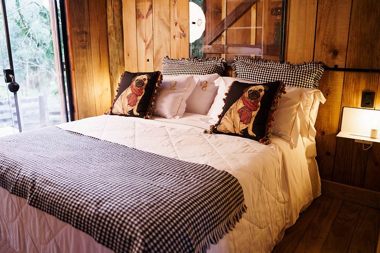 Casa do Celeiro vista lago, rio e cachoeira