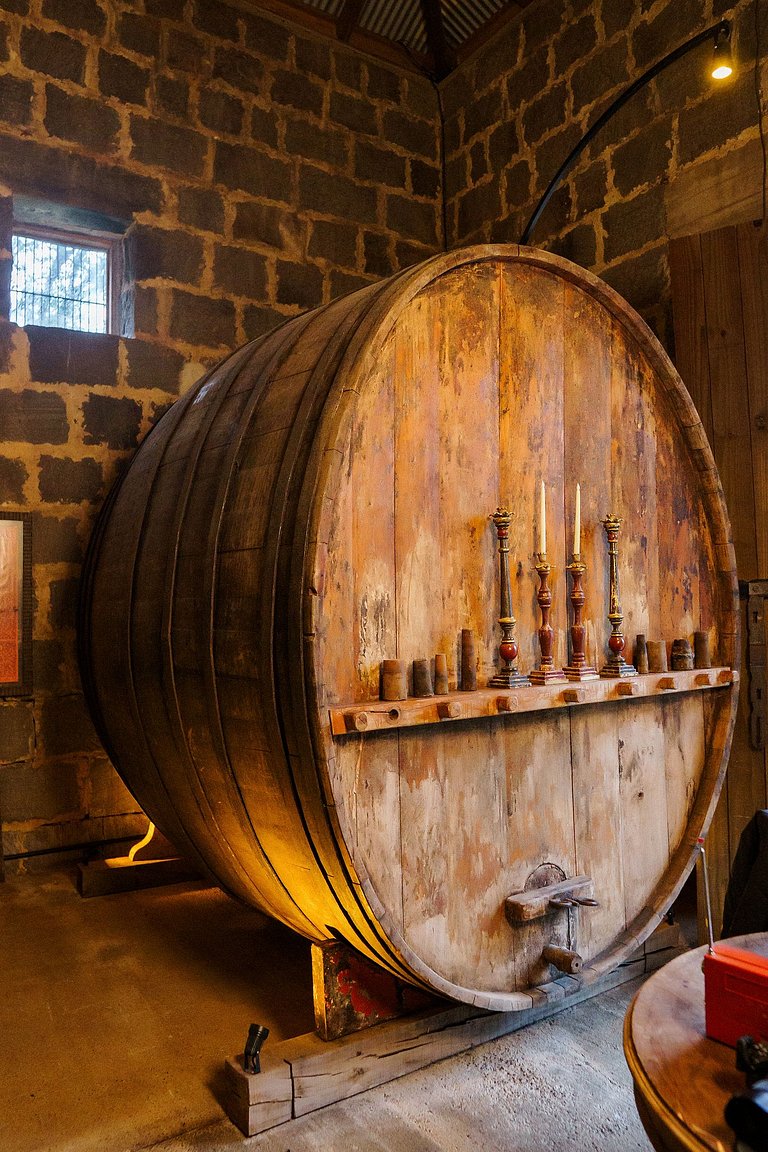 Casa de pedra antiga Vinícola Gramado com lareira