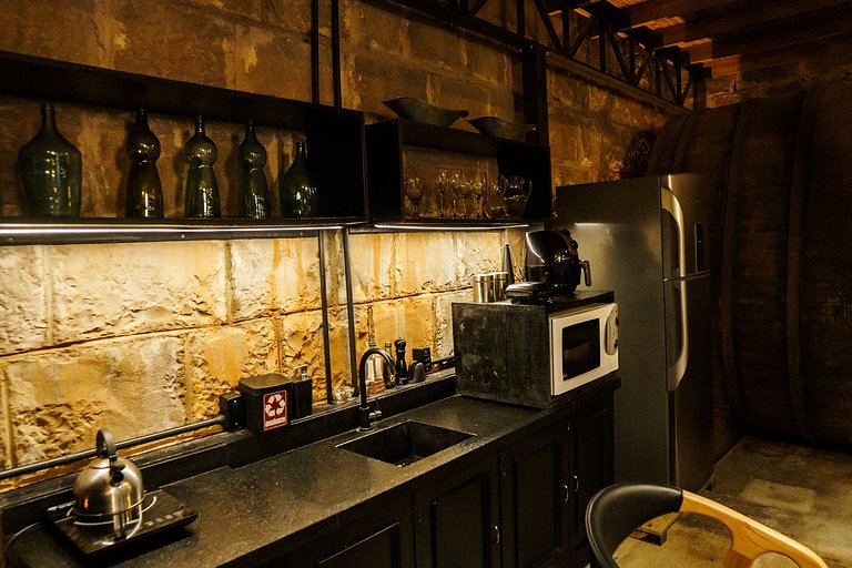 Casa de pedra antiga Vinícola Gramado com lareira